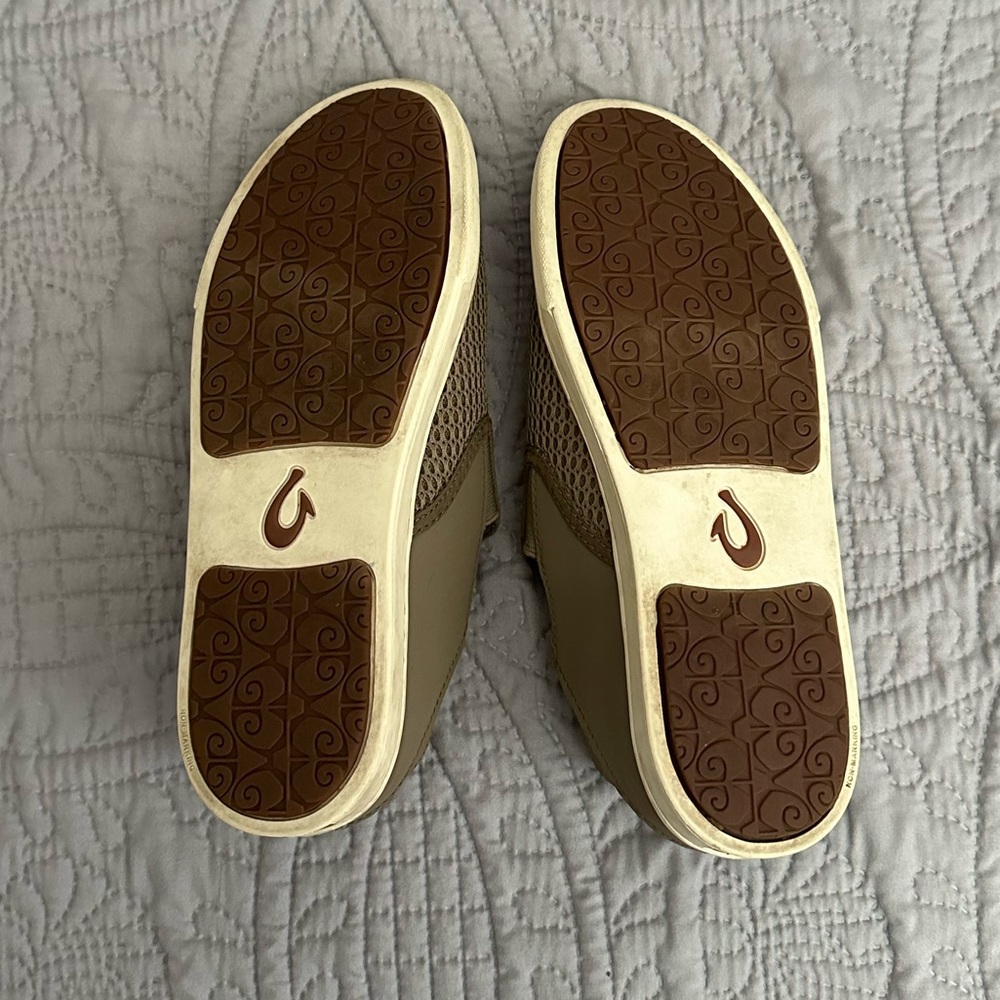 Olukai Women's Pehuea Slip-On Sneaker - Picture 6 of 7
